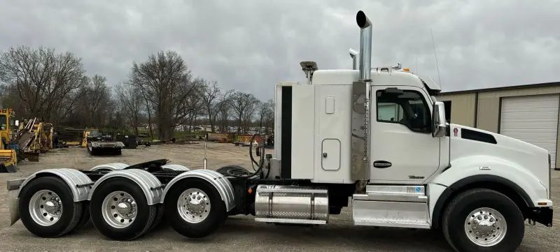 2021 Kenworth T880 photo 4