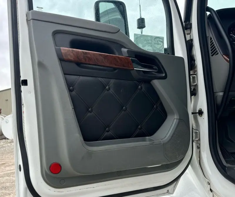 2021 Kenworth T880 photo 68