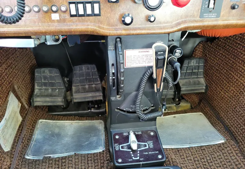 1982 Cessna 172P Skyhawk II photo 51