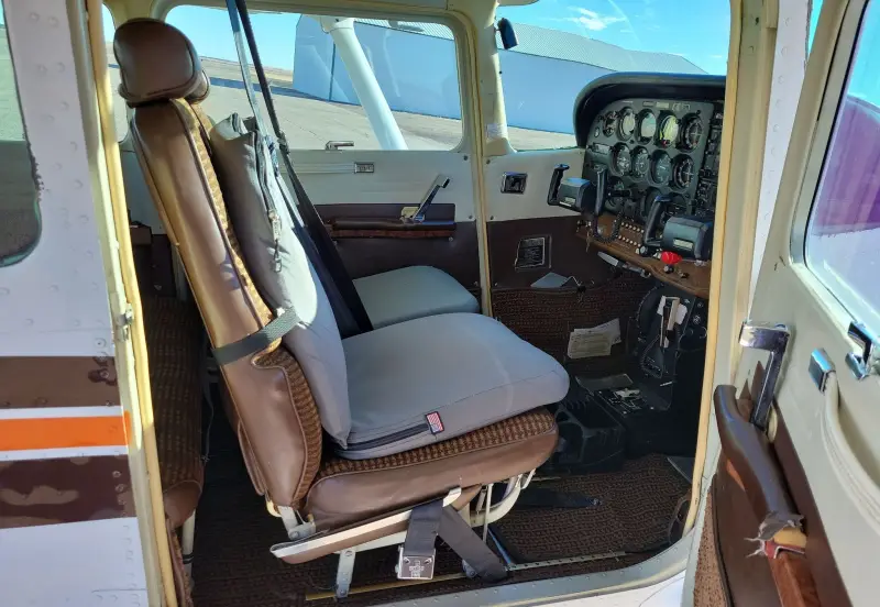 1982 Cessna 172P Skyhawk II photo 73