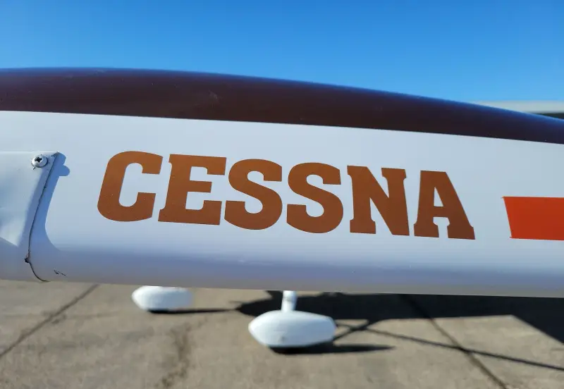 1982 Cessna 172P Skyhawk II photo 22