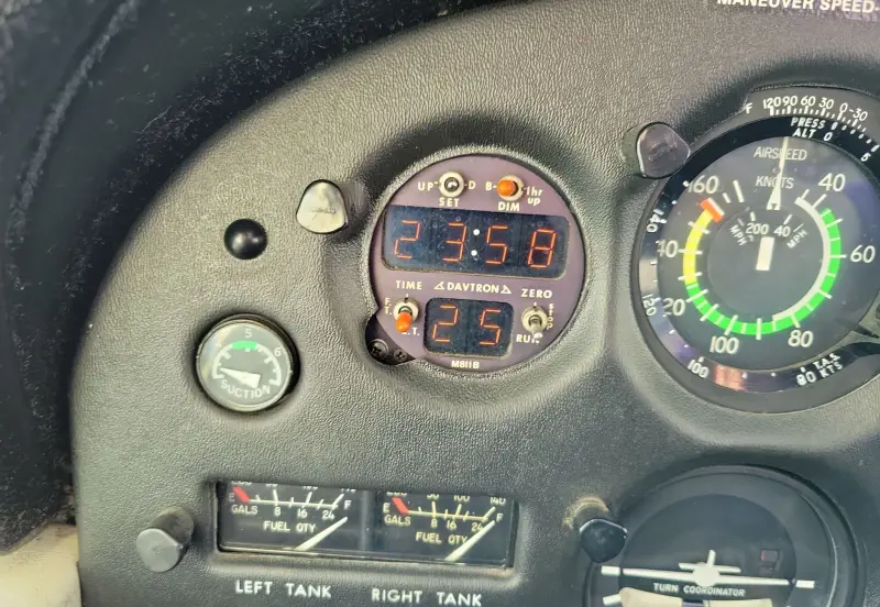 1982 Cessna 172P Skyhawk II photo 58
