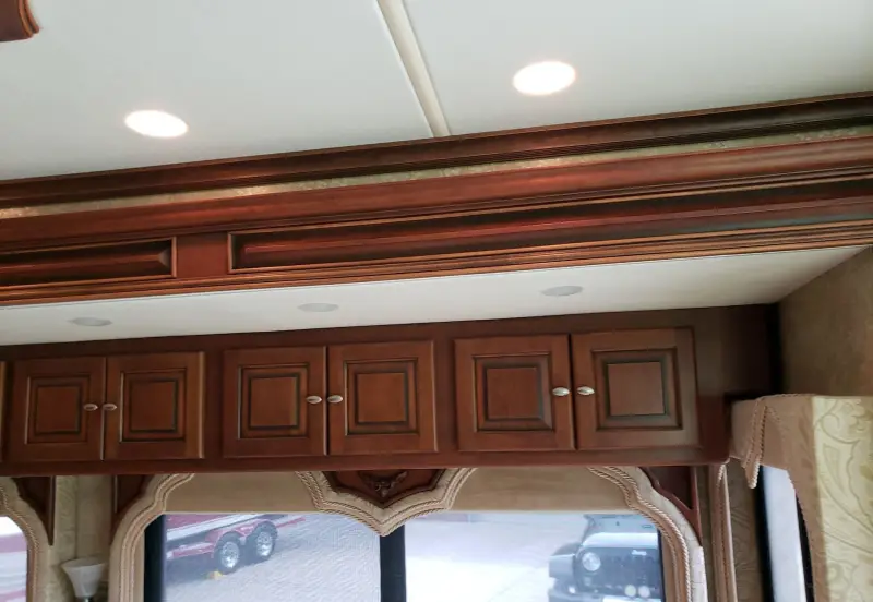 2009 Tiffin Motor Homes Allegro Bus photo 96