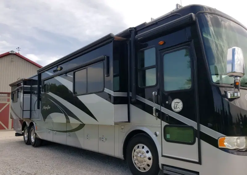 2009 Tiffin Motor Homes Allegro Bus photo 62