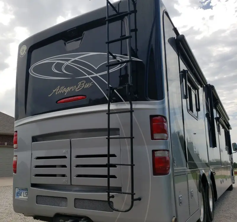 2009 Tiffin Motor Homes Allegro Bus photo 59