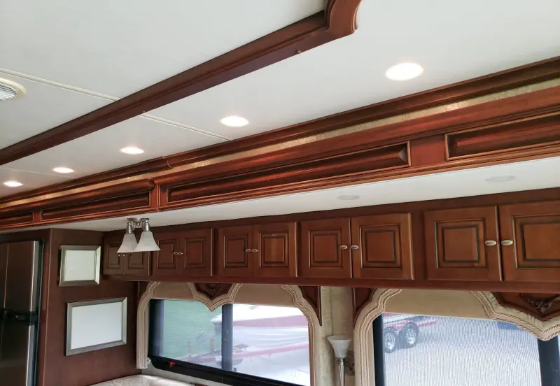 2009 Tiffin Motor Homes Allegro Bus photo 97