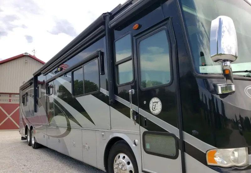 2009 Tiffin Motor Homes Allegro Bus photo 13