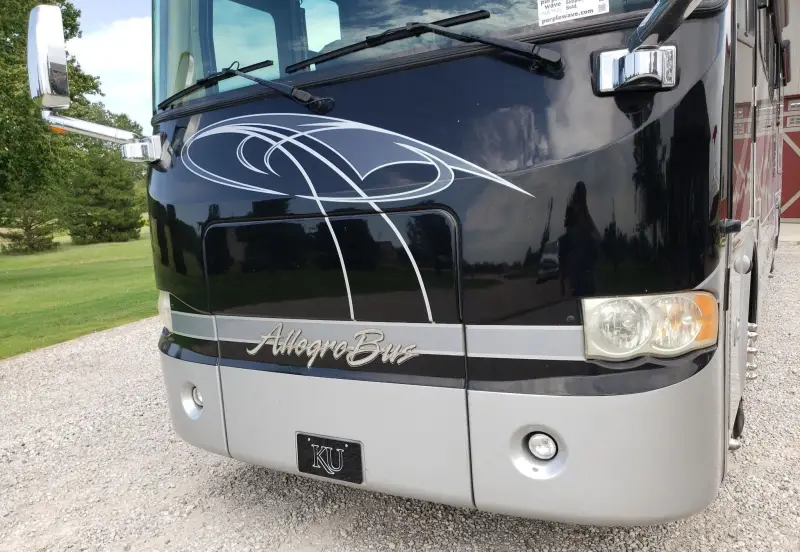 2009 Tiffin Motor Homes Allegro Bus photo 11