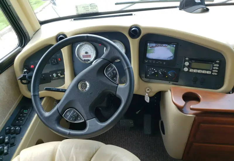 2009 Tiffin Motor Homes Allegro Bus photo 77