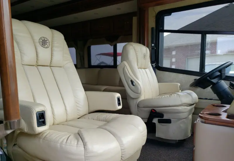2009 Tiffin Motor Homes Allegro Bus photo 71