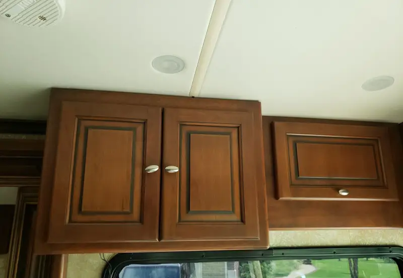2009 Tiffin Motor Homes Allegro Bus photo 93