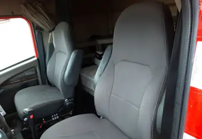 Photo 33