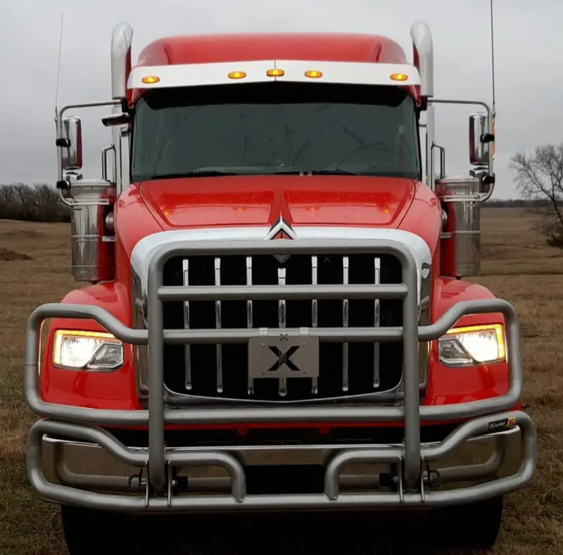 2020 International HX620 photo 2
