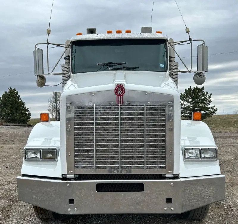 2007 Kenworth T800 photo 2