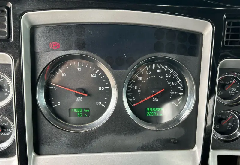 2007 Kenworth T800 photo 33