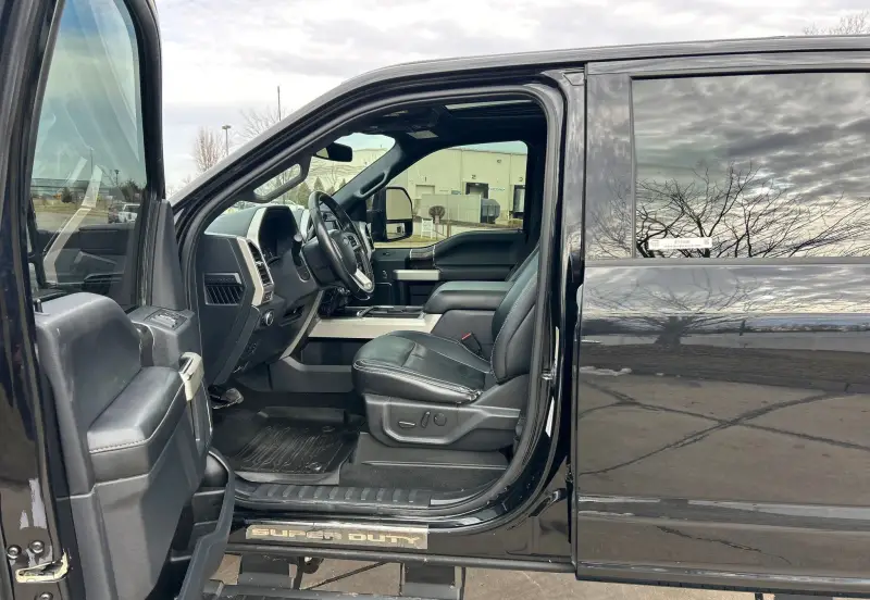 2022 Ford F250 Super Duty photo 14