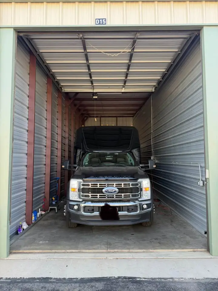 2024 Ford F600 Grech GM33 Executive Shuttle photo 17