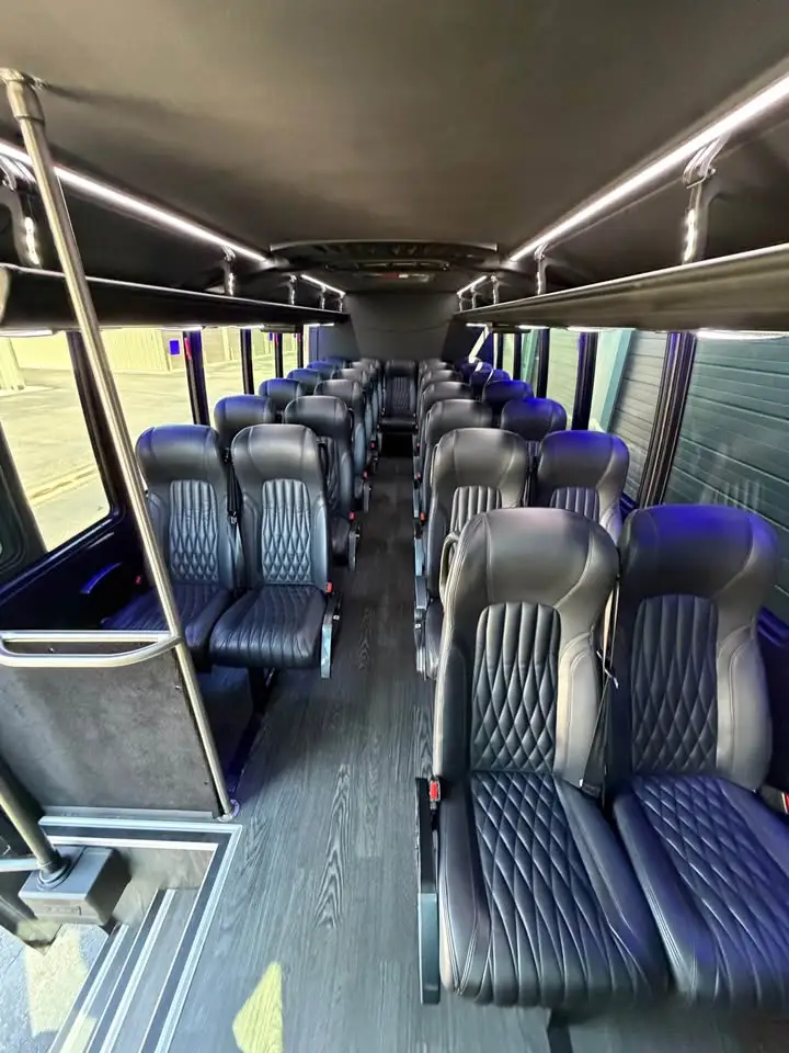 2024 Ford F600 Grech GM33 Executive Shuttle photo 4