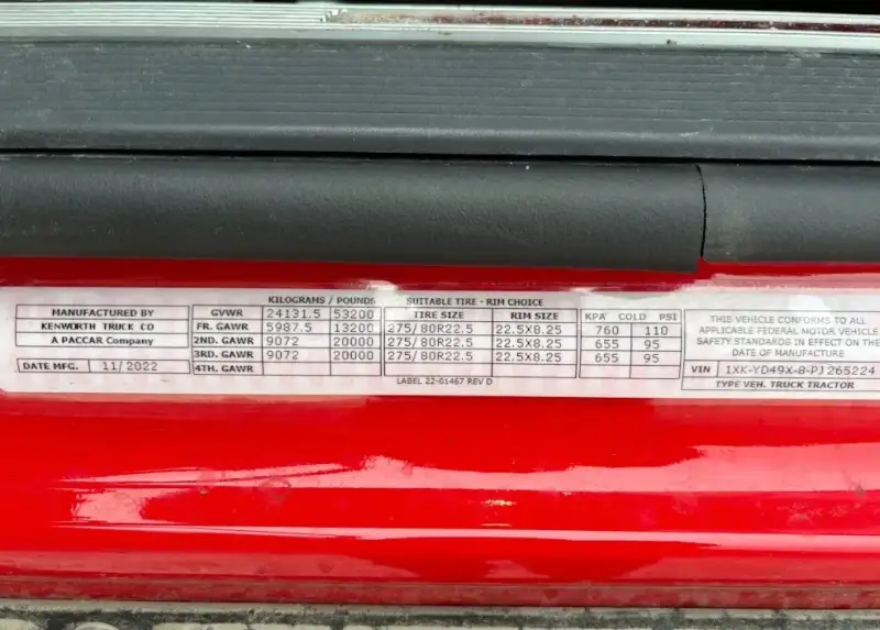 2023 Kenworth T680 photo 18