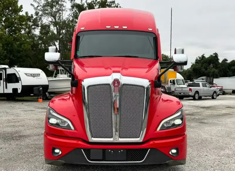 2023 Kenworth T680 photo 32
