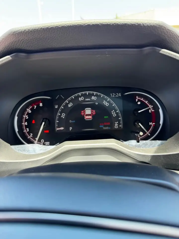 2025 Toyota RAV4 XLE Premium photo 14