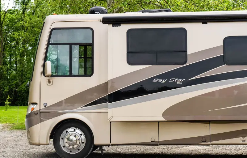 2016 Newmar Bay Star 3401 6.8L Triton V10 photo 3