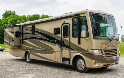 2016 Newmar Bay Star 3401 6.8L Triton V10