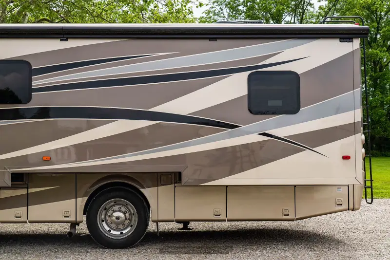 2016 Newmar Bay Star 3401 6.8L Triton V10 photo 2