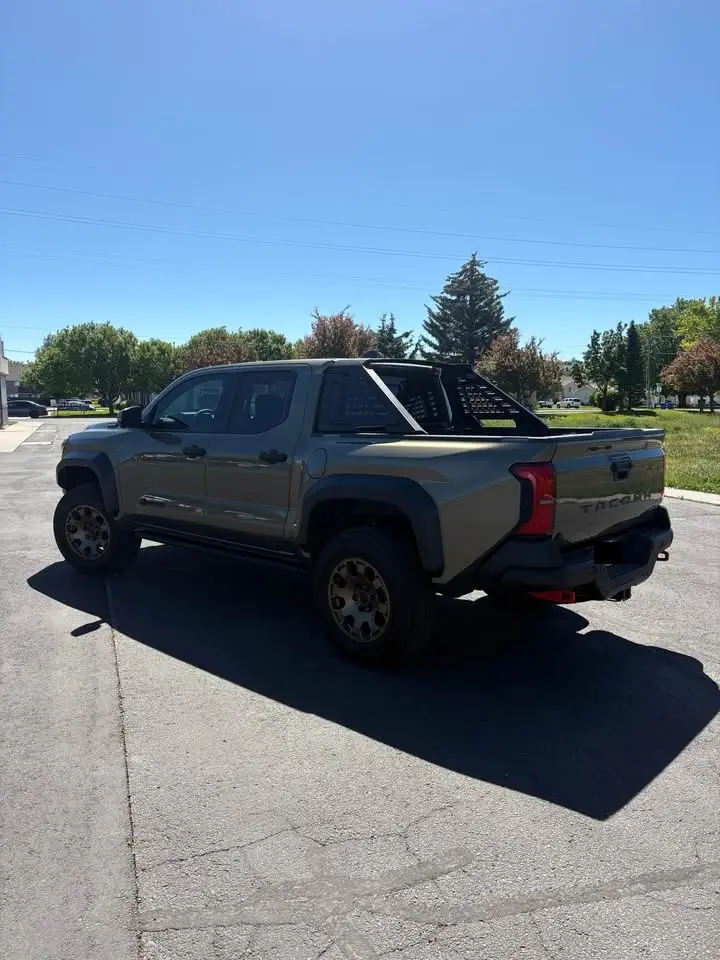 2025 Toyota Tacoma Trailhunter photo 16