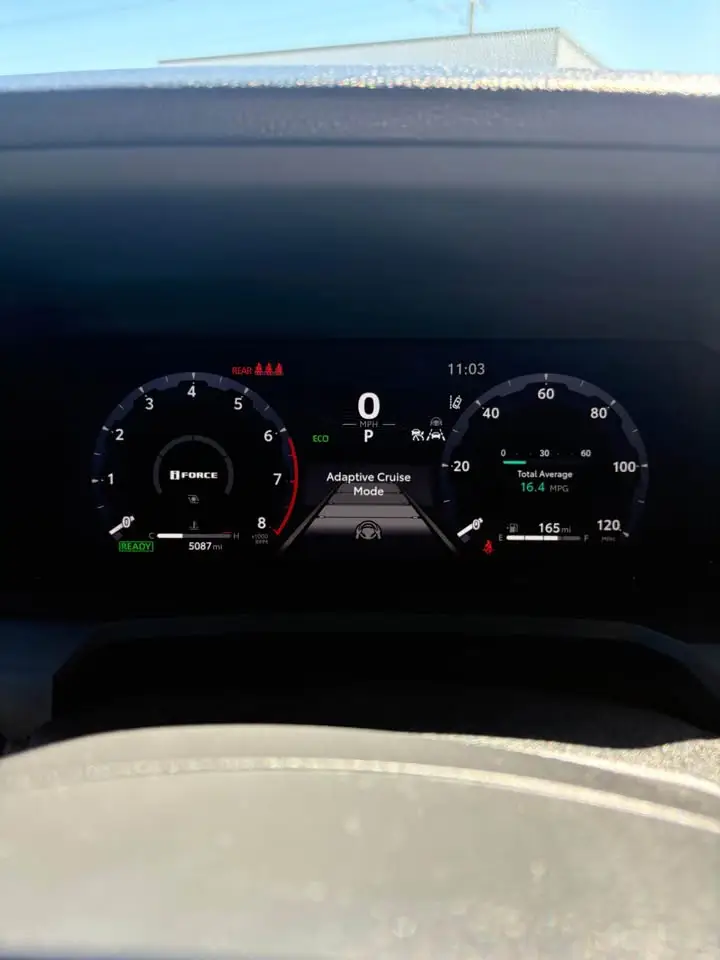 2025 Toyota Tacoma Trailhunter photo 9