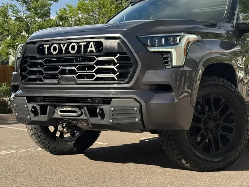2023 Toyota Sequoia Limited TRD Off-Road photo 18