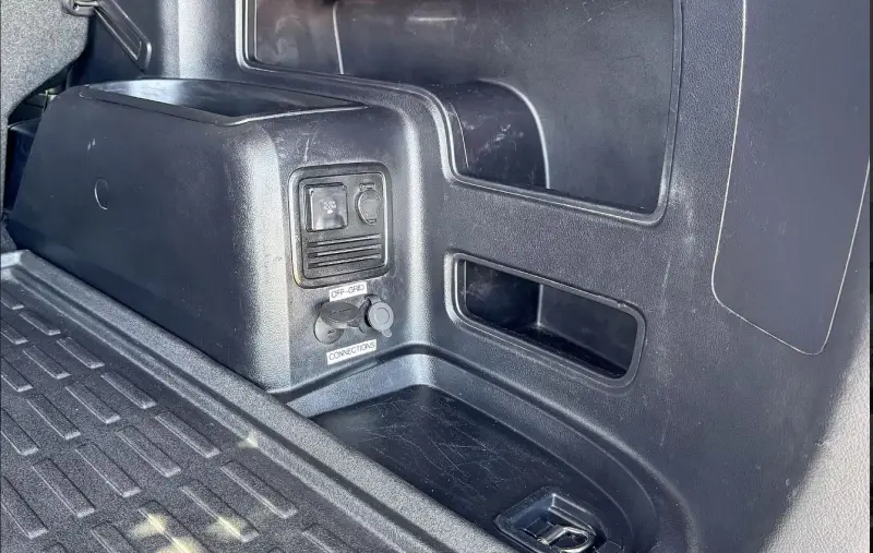 2020 Toyota 4Runner Venture Edition photo 44
