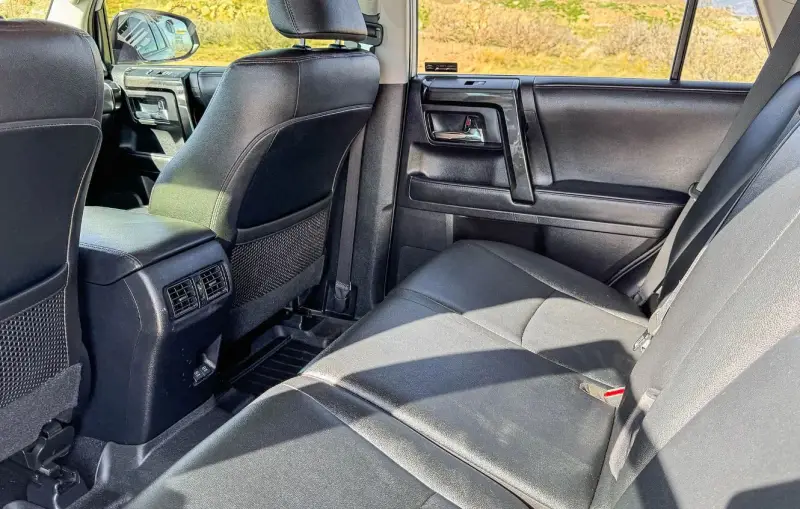 2020 Toyota 4Runner Venture Edition photo 33