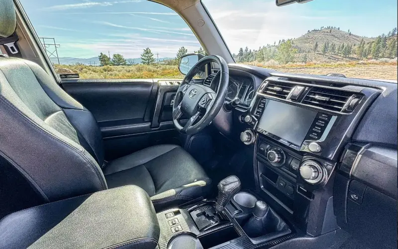 2020 Toyota 4Runner Venture Edition photo 39