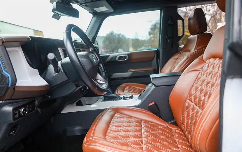 2023 Ford Bronco Outer Banks photo 30