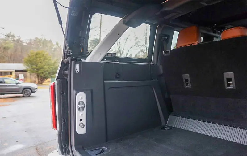 2023 Ford Bronco Outer Banks photo 46