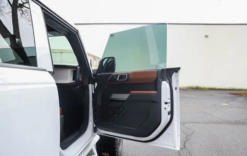2023 Ford Bronco Outer Banks photo 31