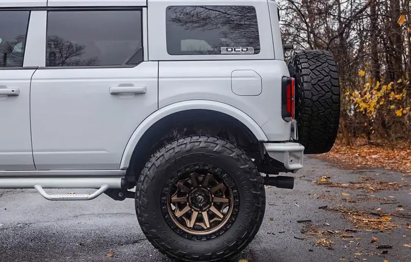 2023 Ford Bronco Outer Banks photo 4