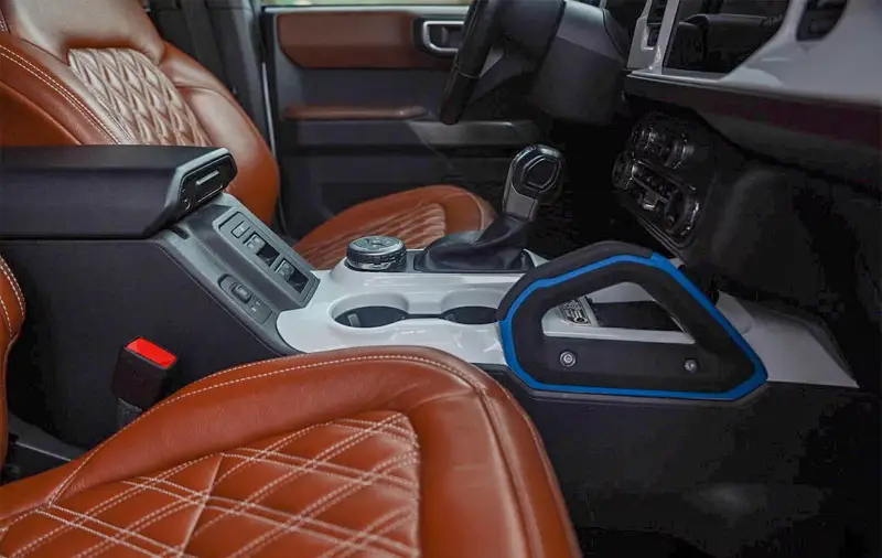2023 Ford Bronco Outer Banks photo 28