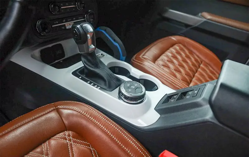 2023 Ford Bronco Outer Banks photo 34