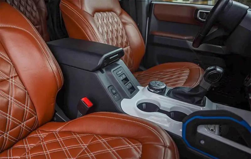 2023 Ford Bronco Outer Banks photo 24