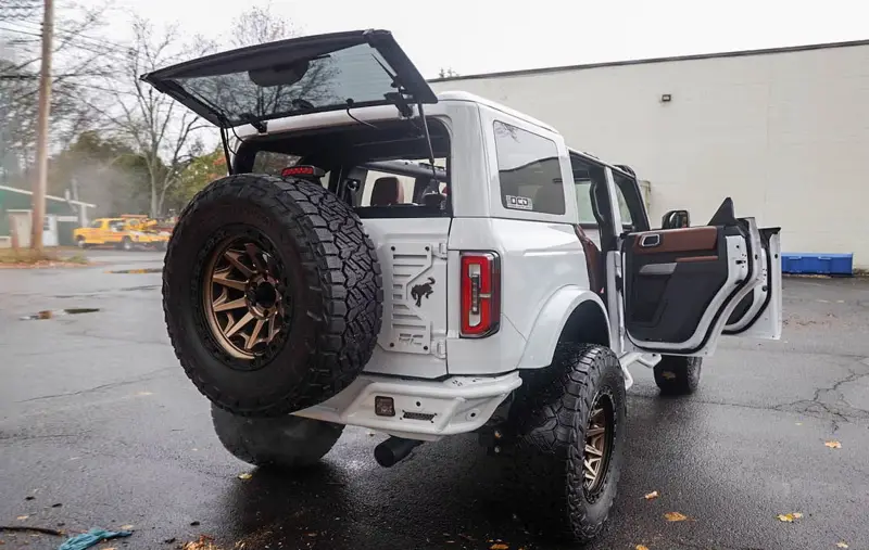 2023 Ford Bronco Outer Banks photo 22