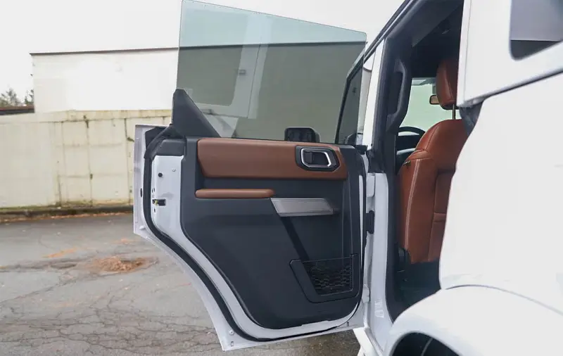 2023 Ford Bronco Outer Banks photo 35