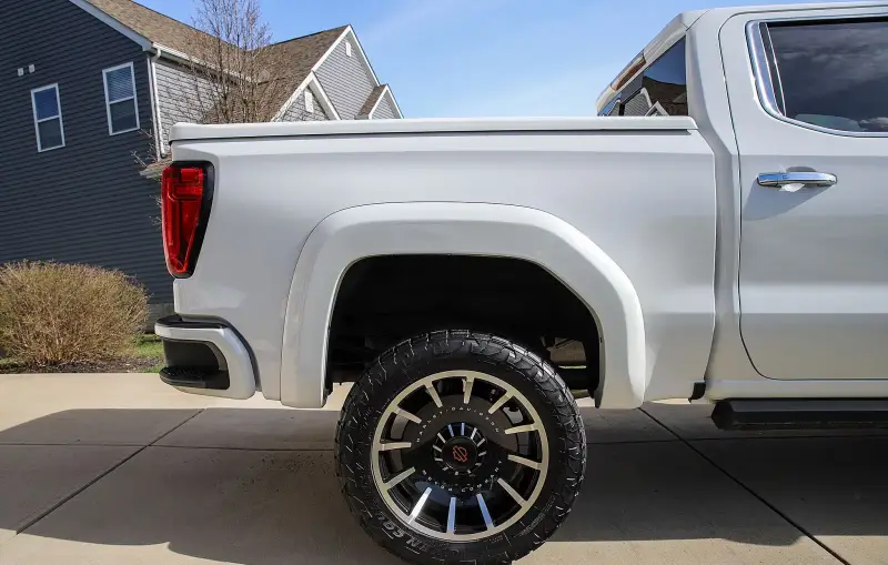 2021 GMC Sierra 1500 SLT Harley Davidson Edition photo 9
